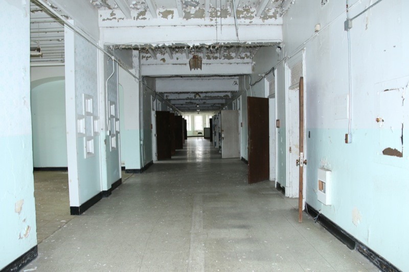 The huge Trans Allegheny Insane Asylum was constructed in the Gothic Revival and Tudor Revival styles. We saw renovated patient wings as well as those that had not been remodeled, making for some creepy moments during our tour.